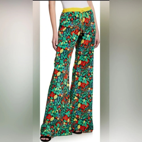 Alexis Hestia Floral Pants - Picture 1 of 5